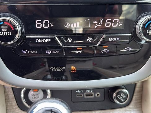 Used 2019 Nissan Murano SL w/ Cargo Package image 26