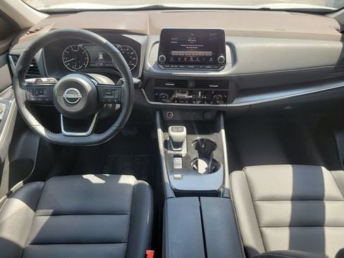 Certified 2023 Nissan Rogue SV w/ SV Premium B Package FWD image 25