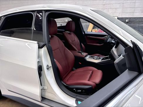 Used 2024 BMW i4 eDrive35 w/ Premium Package RWD image 10