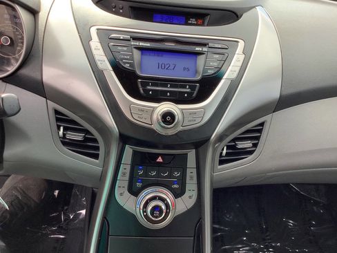Used 2013 Hyundai Elantra GLS w/ Preferred Pkg FWD image 34