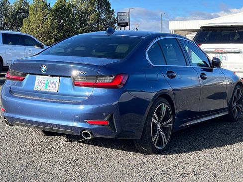 Used 2022 BMW 330i Sedan w/ Premium Package 2 image 4