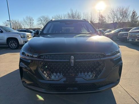 New 2026 Lincoln Nautilus Reserve w/ Jet Appearance Package image 10