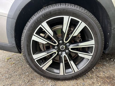 Used 2020 Volvo V60 T5 Cross Country AWD/4WD image 29
