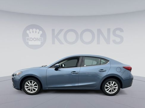 Used 2016 MAZDA MAZDA3 i Sport w/ Preferred Equipment Package image 2