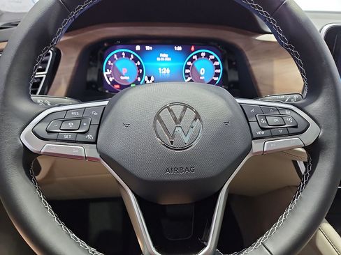 New 2026 Volkswagen Atlas SE FWD image 22