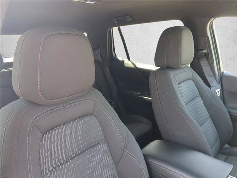 Used 2025 Chevrolet Equinox LT FWD image 20