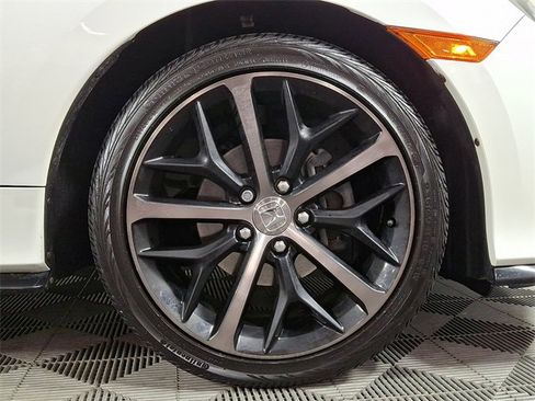 Used 2021 Honda Civic Sport image 11