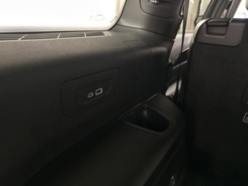 Used 2023 Jeep Grand Cherokee L Altitude image 37