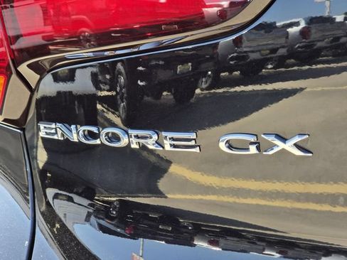 Used 2023 Buick Encore GX Essence w/ Experience Buick Package FWD image 9