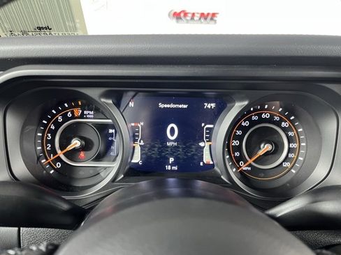 New 2025 Jeep Gladiator Sport w/ Premium Package image 16