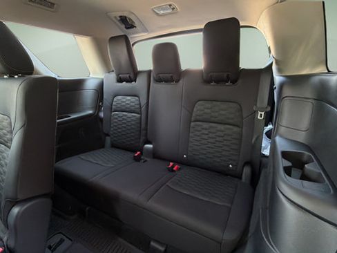 New 2026 Nissan Pathfinder SV AWD/4WD image 19