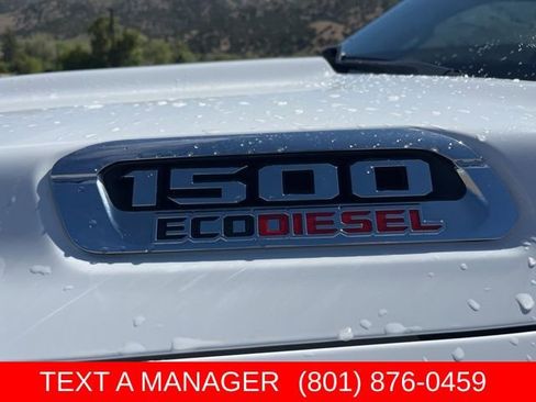 Used 2022 RAM 1500 Laramie AWD/4WD image 10