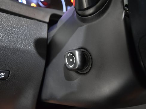 Used 2013 Lexus RX 450h AWD image 16