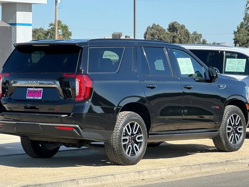 Used 2023 GMC Yukon AT4 w/ AT4 Premium Package AWD/4WD image 4