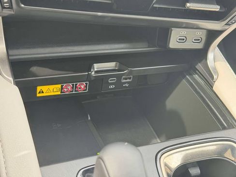 Used 2025 Lexus RX 350 Premium AWD/4WD image 36