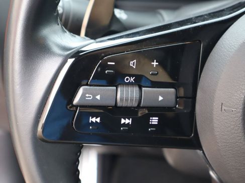 Used 2024 Nissan Z Performance w/ Heritage Edition RWD image 11