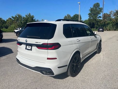 Used 2024 BMW X7 xDrive40i w/ M Sport Package AWD/4WD image 2