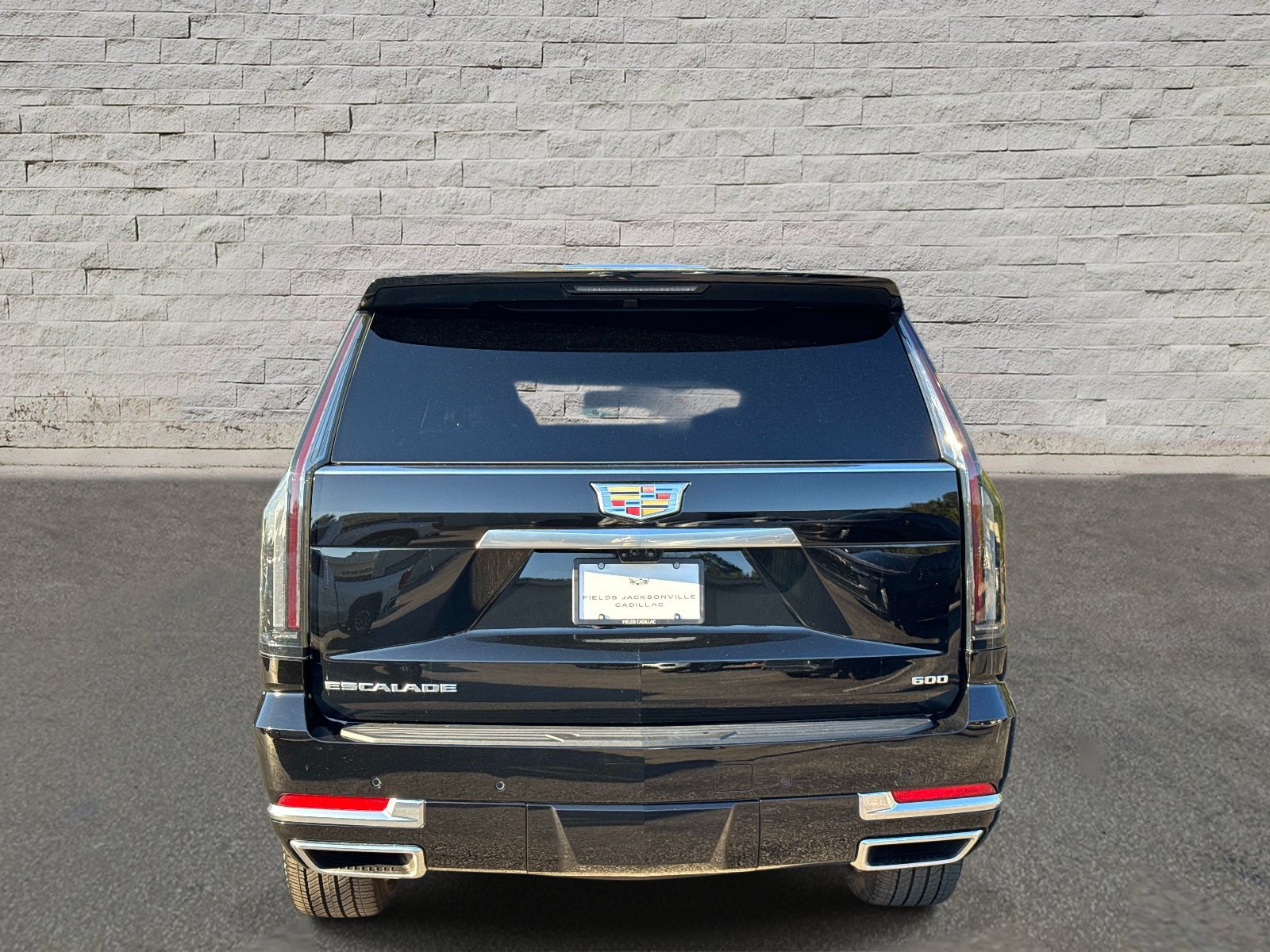 Certified 2026 Cadillac Escalade Luxury AWD/4WD image 4