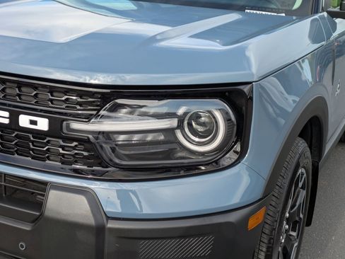 Used 2025 Ford Bronco Sport Outer Banks w/ Outer Banks Tech Package+ image 12