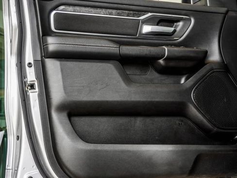 Used 2024 RAM 1500 Big Horn AWD/4WD image 35