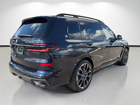 New 2026 BMW X7 xDrive40i w/ M Sport Package image 3