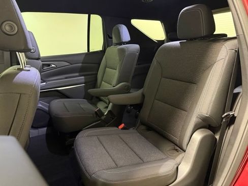 Certified 2026 Chevrolet Traverse LT FWD image 28