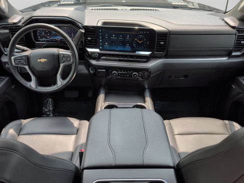 Used 2025 Chevrolet Silverado 3500 LTZ w/ LTZ Premium Package AWD/4WD image 18