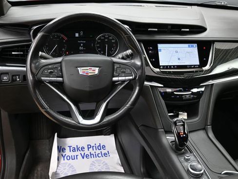 Used 2022 Cadillac XT6 Premium Luxury FWD image 26