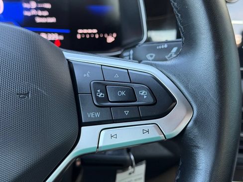Used 2025 Volkswagen Jetta Sport FWD image 19