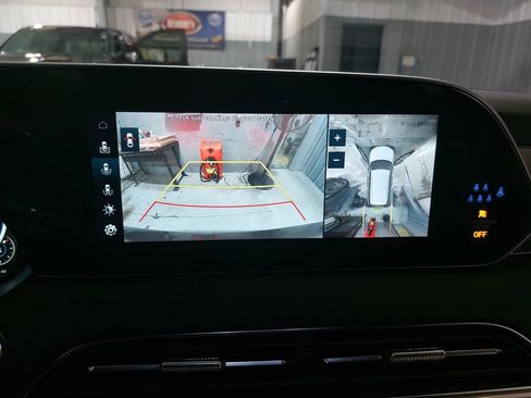 Used 2022 Hyundai Palisade Calligraphy image 24