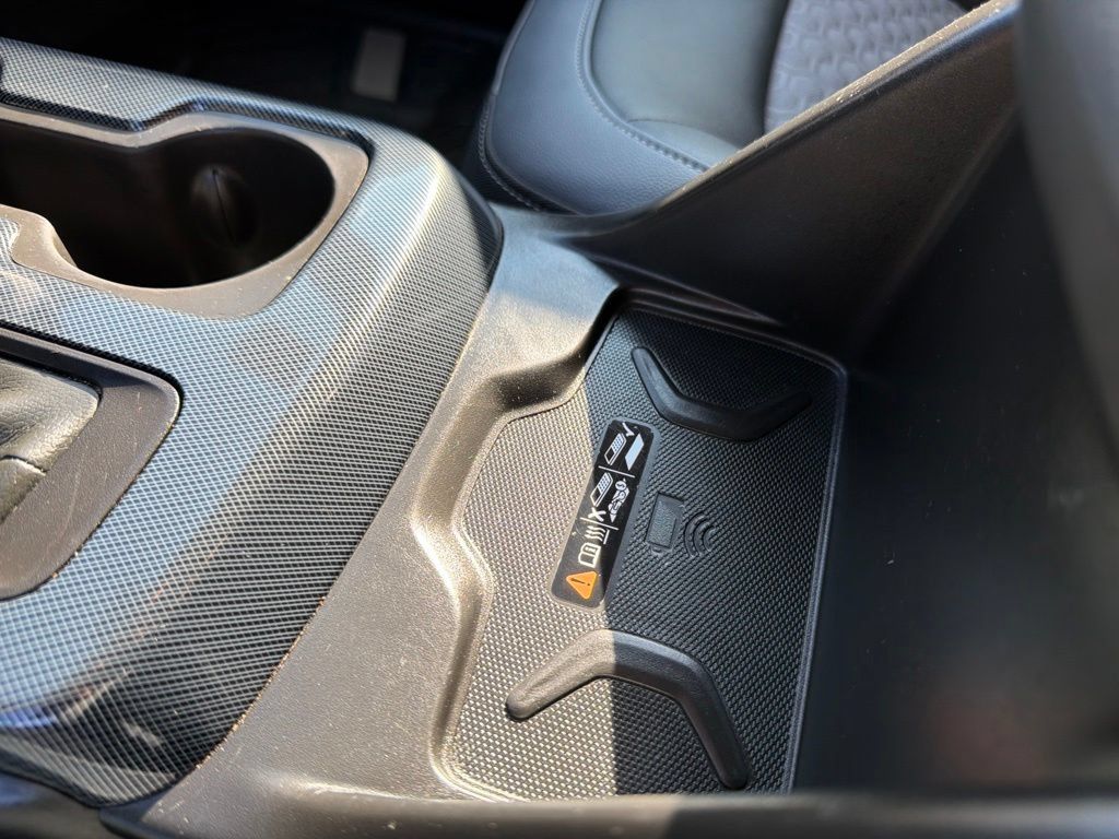 Used 2019 Chevrolet Colorado Z71 AWD/4WD image 28