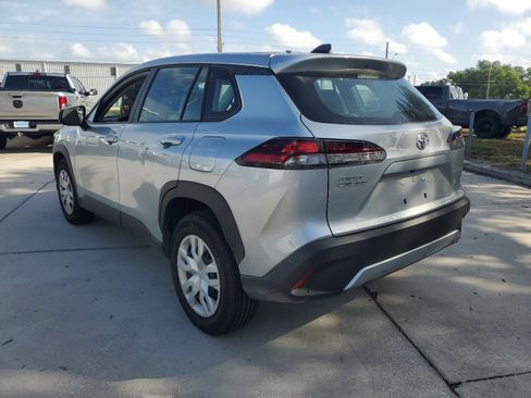 Used 2026 Toyota Corolla Cross L image 2