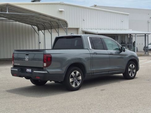 Used 2017 Honda Ridgeline RTL-T image 5