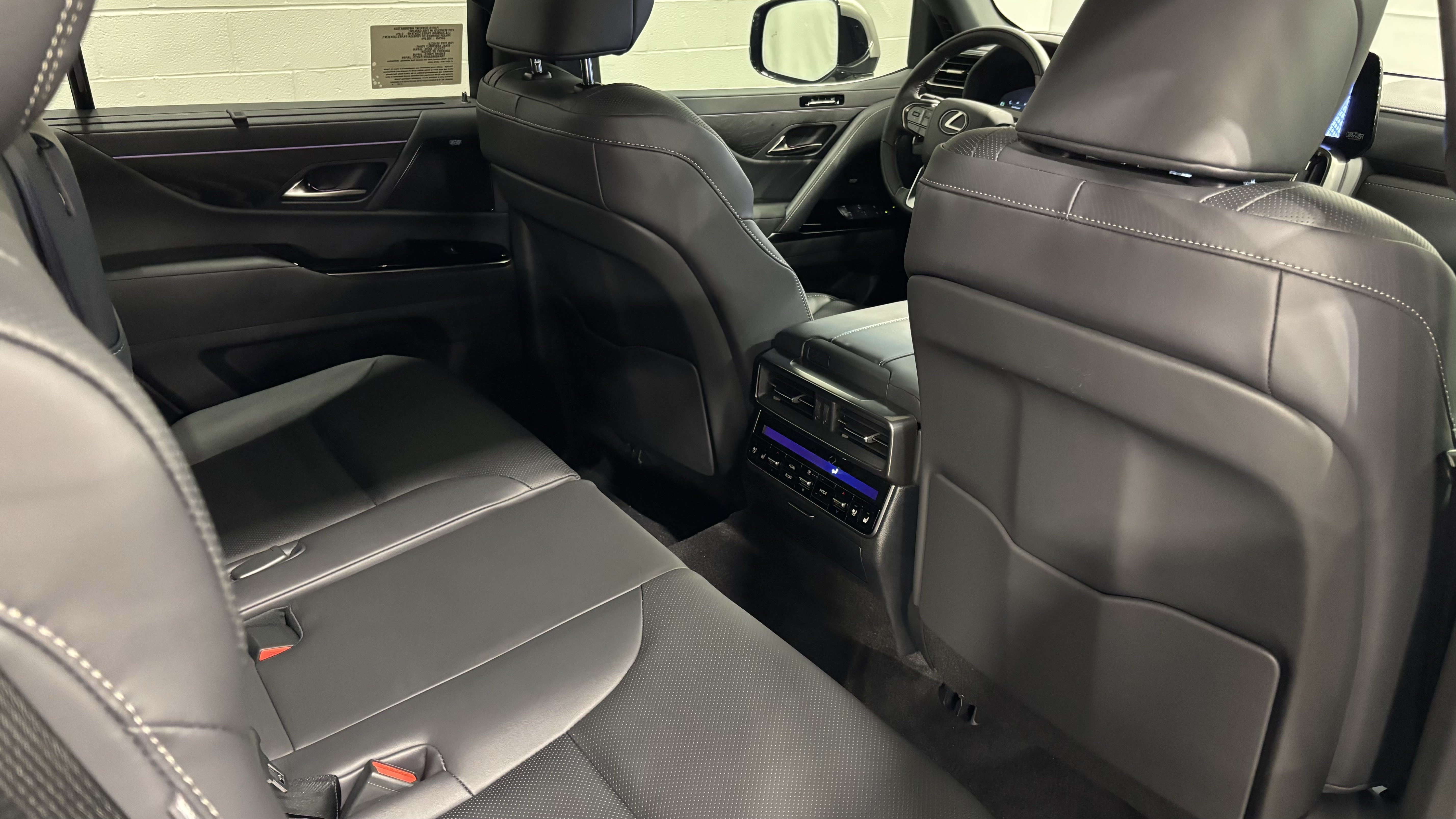 Certified 2026 Lexus LX 700h Luxury AWD/4WD image 42
