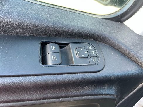 Used 2023 Mercedes-Benz Sprinter 2500 image 15