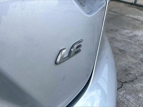 Used 2023 Toyota Corolla LE FWD image 21