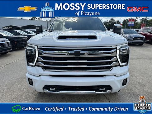 Certified 2024 Chevrolet Silverado 2500 High Country w/ High Country Premium Package AWD/4WD image 11