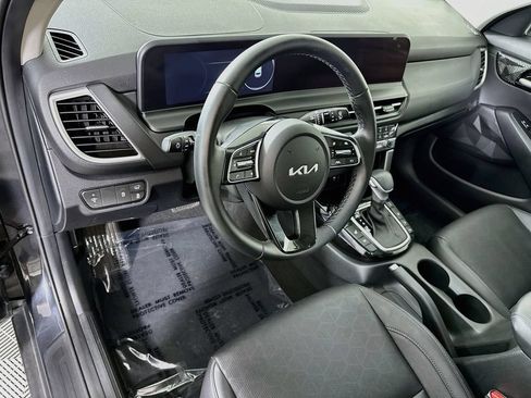 Used 2025 Kia Seltos EX AWD/4WD image 18