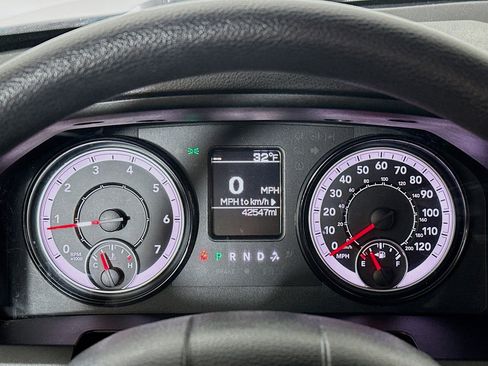 Used 2024 RAM 1500 Classic Warlock image 12