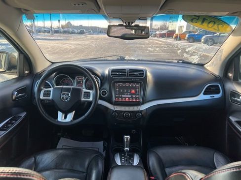 Used 2015 Dodge Journey R/T w/ Flexible Seating Group image 19