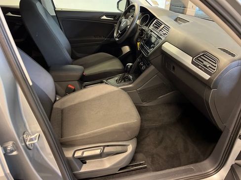 Used 2020 Volkswagen Tiguan S FWD image 6