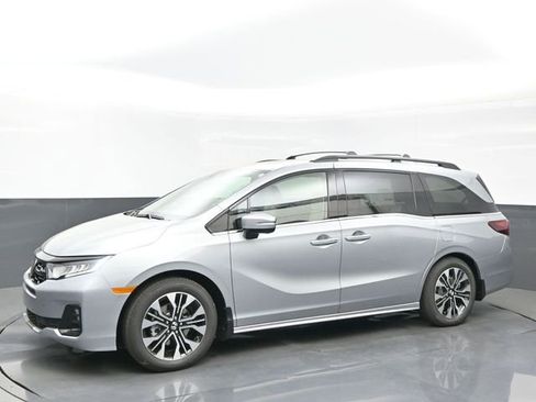 New 2026 Honda Odyssey Elite image 2