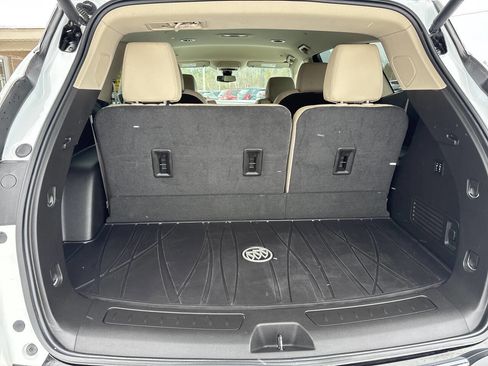 Used 2019 Buick Enclave Premium image 10
