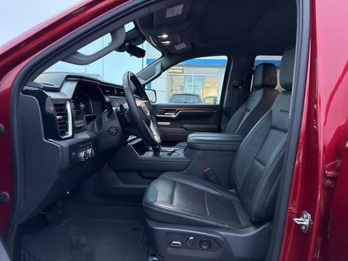Used 2023 GMC Sierra 1500 Denali w/ Technology Package image 12