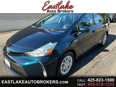 Used 2017 Toyota Prius V Four w/ Carpet Mat Package