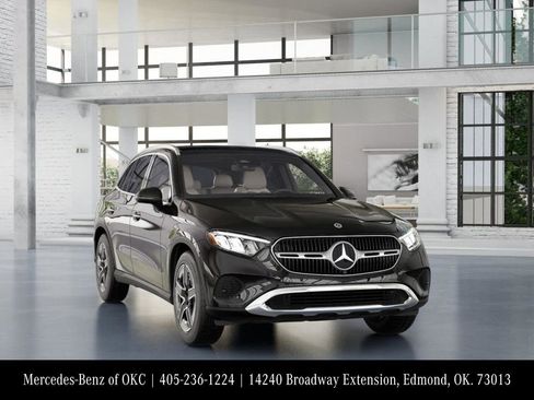 Used 2026 Mercedes-Benz GLC 300 4MATIC image 9