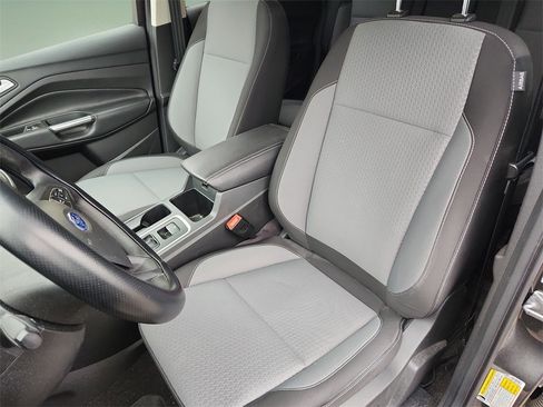 Used 2018 Ford Escape SE w/ SE Sync 3 Package image 10