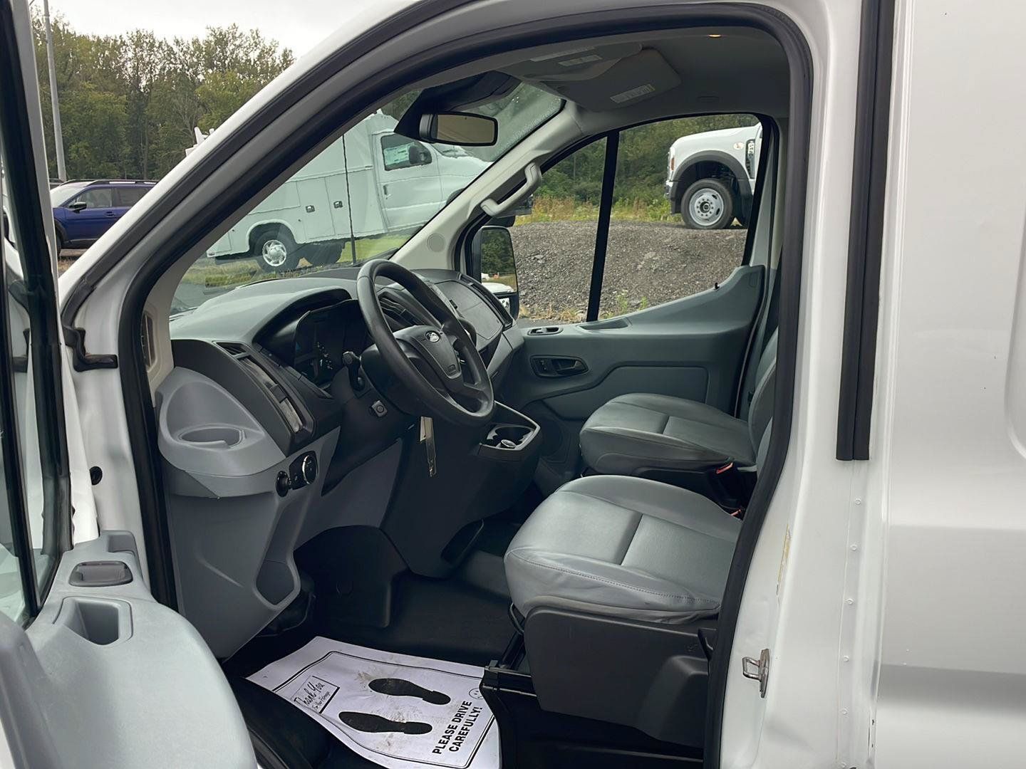 Used 2017 Ford Transit 150 130 Low Roof RWD image 11