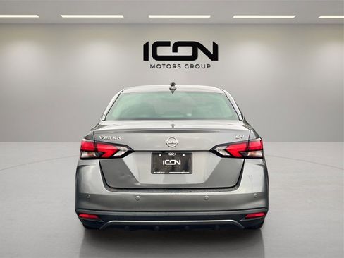 Used 2021 Nissan Versa SV image 6
