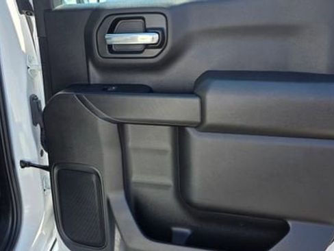 Used 2024 Chevrolet Silverado 1500 W/T w/ Z71 Off-Road Package AWD/4WD image 12
